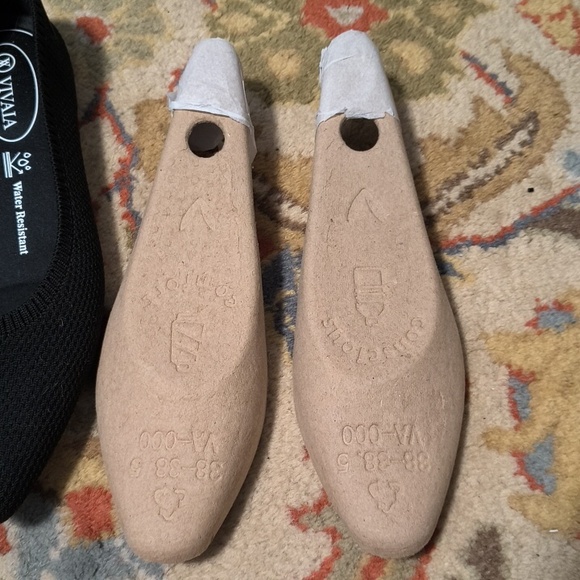 Brand New VIVAIA Black Stretch Pointed Toe Flats 38 - Picture 4 of 4